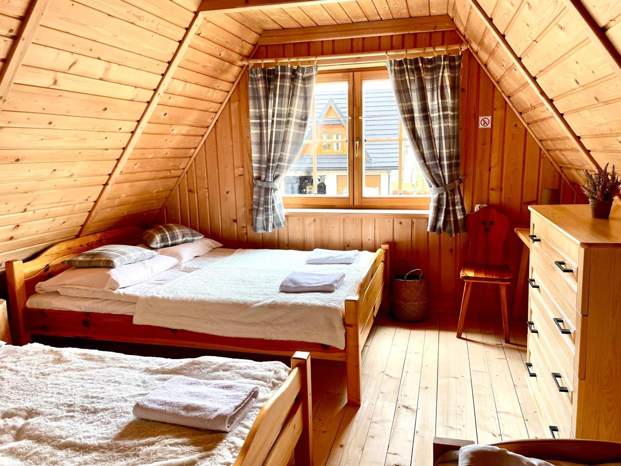 Goralski W Ogrodzie Z Jacuzzi, Basenem I Sauna Ferienhaus Ciche Małe